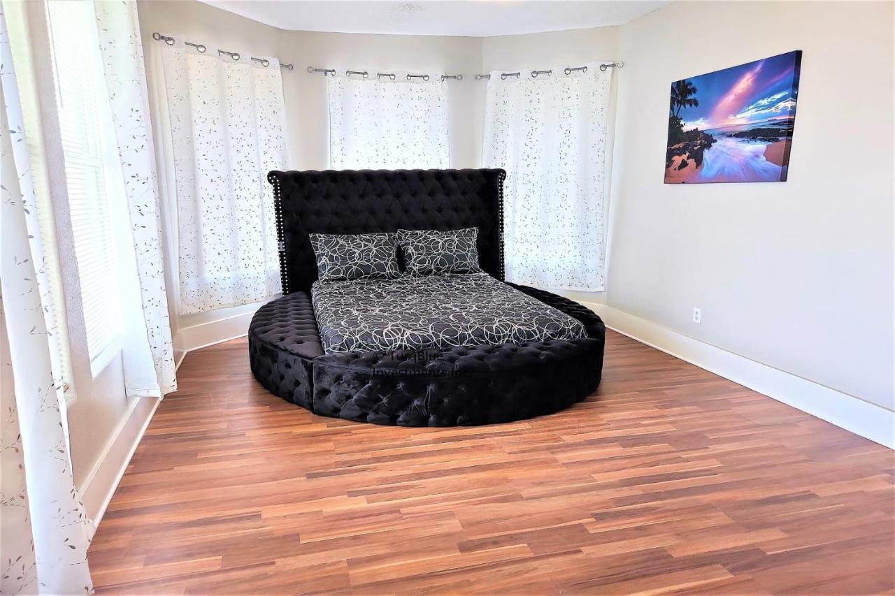 Casaazul-2605A-Couples Retreat By Beach & Pleasure Pier 1 Block Away- 2Bed 2Bath- 7 Minutes To Cruise Terminal Galveston Exterior photo