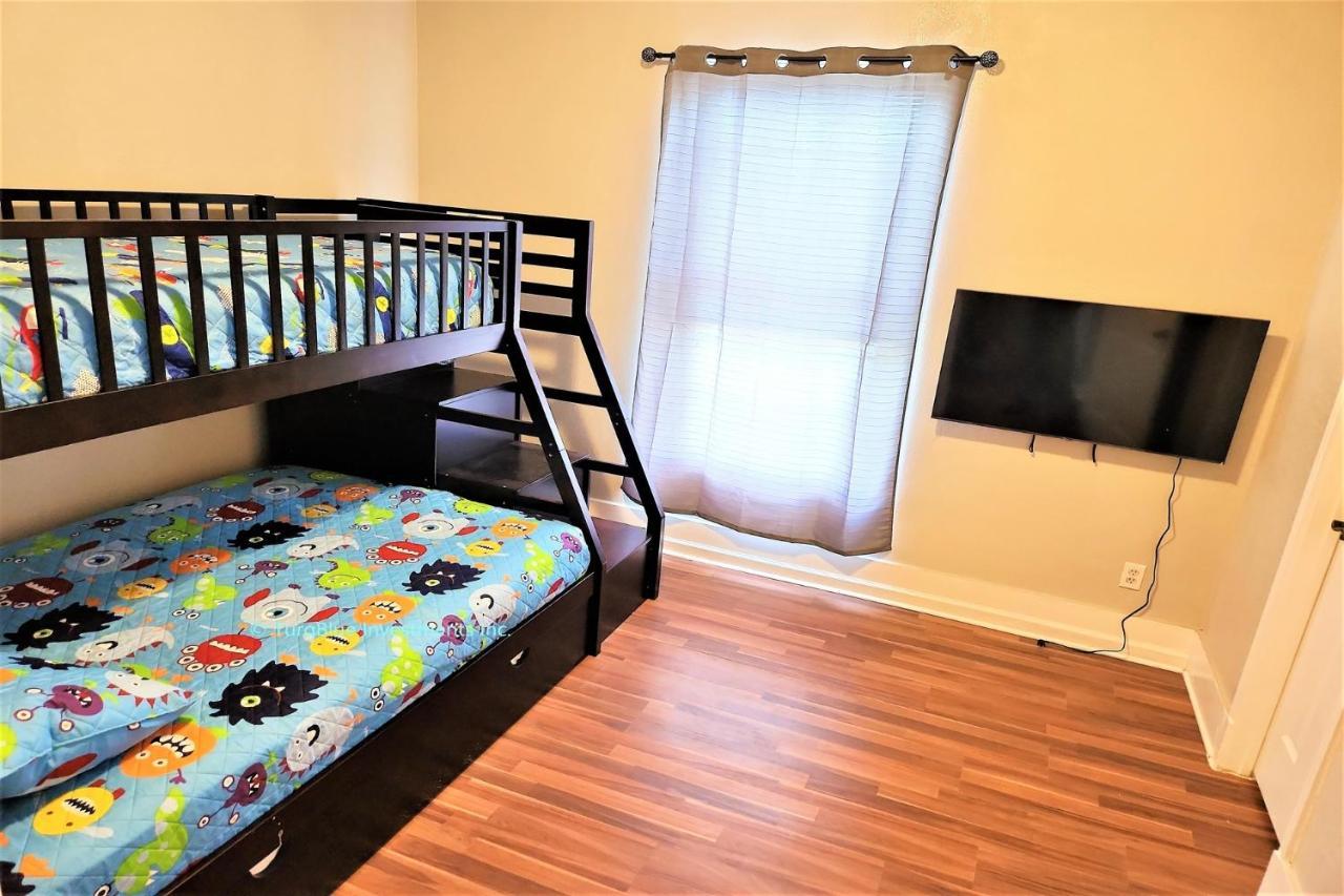 Casaazul-2605A-Couples Retreat By Beach & Pleasure Pier 1 Block Away- 2Bed 2Bath- 7 Minutes To Cruise Terminal Galveston Exterior photo