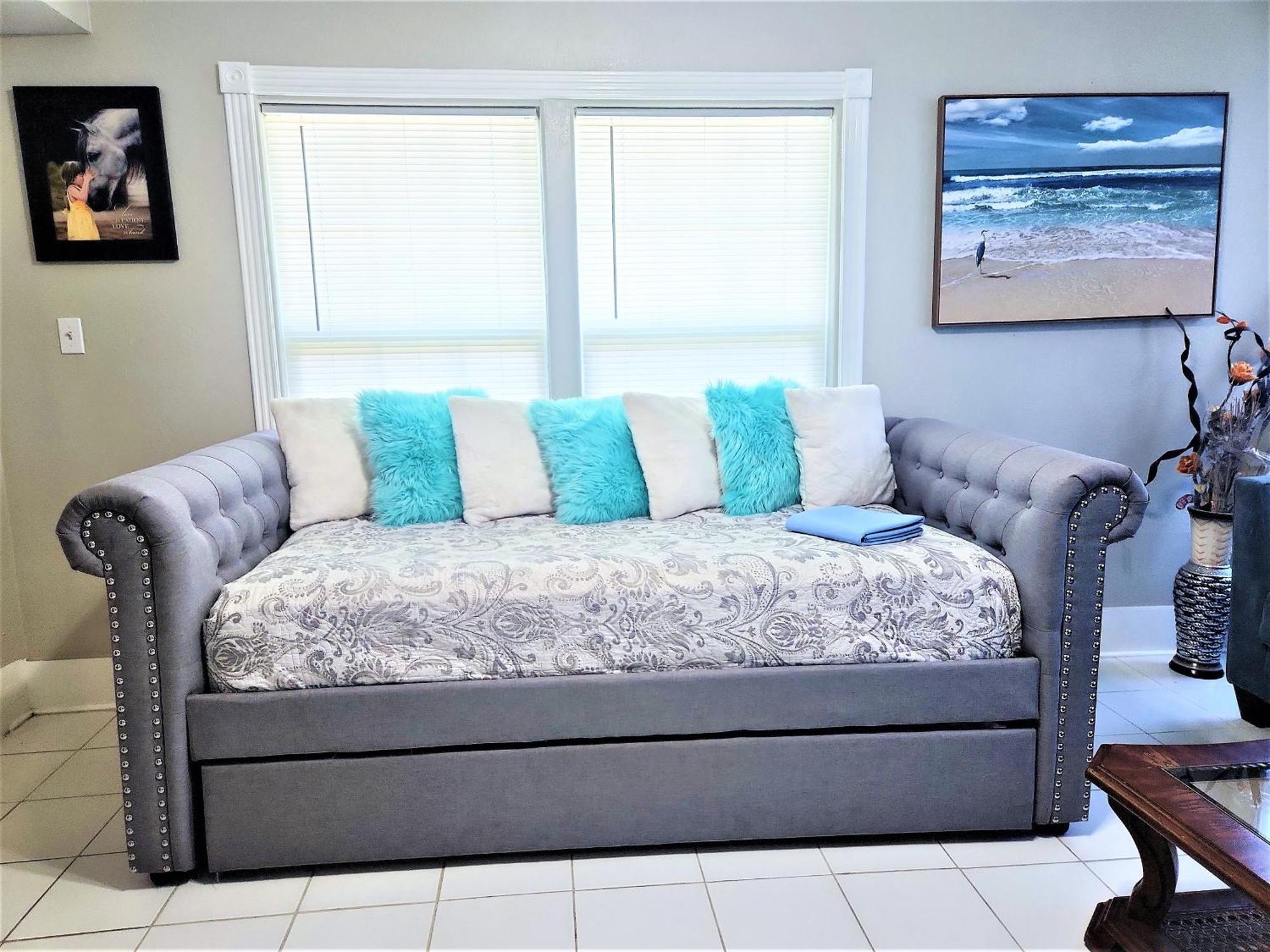 Casaazul-2605A-Couples Retreat By Beach & Pleasure Pier 1 Block Away- 2Bed 2Bath- 7 Minutes To Cruise Terminal Galveston Exterior photo